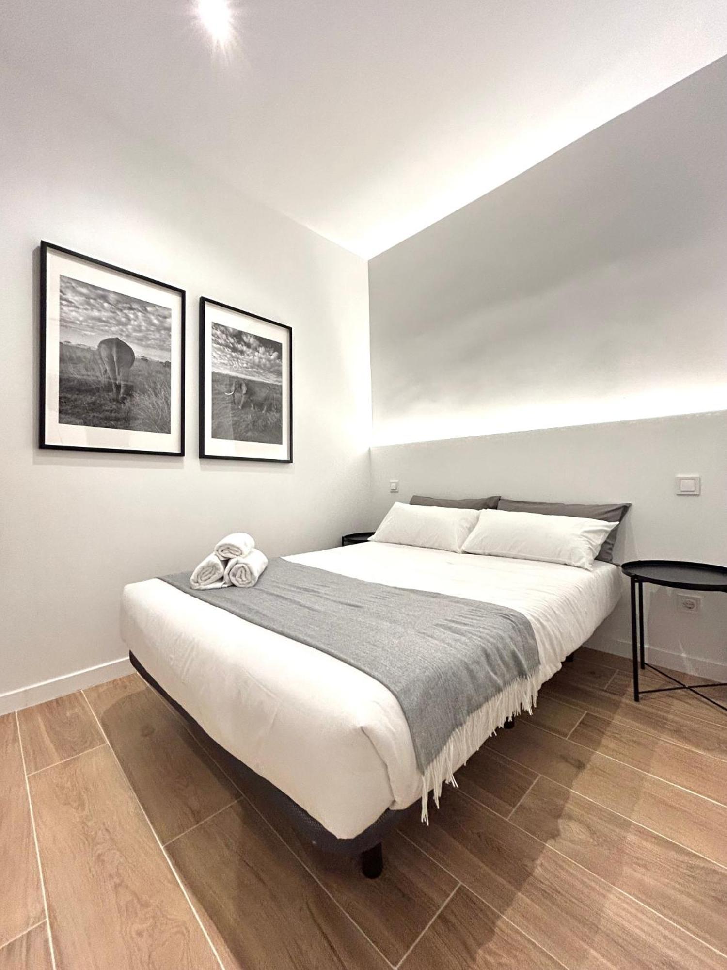 فندق Casa De Huespedes San Andres مدريد المظهر الخارجي الصورة