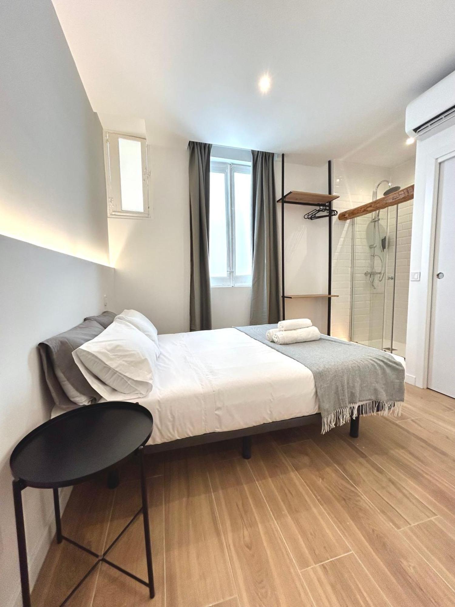 فندق Casa De Huespedes San Andres مدريد المظهر الخارجي الصورة